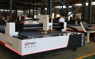 fiber laser cutting machine.jpg