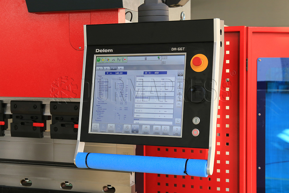 30t hydraulic press brake in the use of seven dangerous phenomenon, must cause high attention